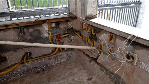 Instalação elétrica — Cond. Edf. Ilha de Capri, Pituba