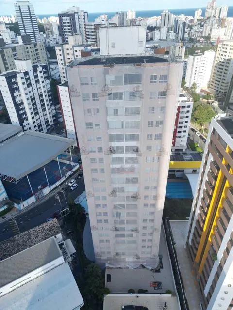 Vista geral do edifício — Cond. Edf. Mansão do Atlântico, Pituba