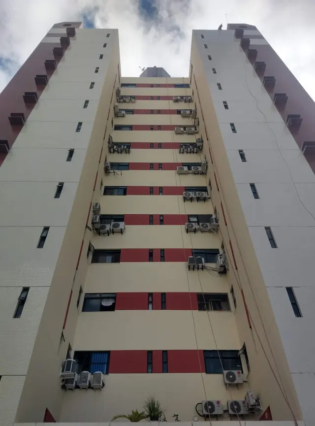 Edf. Pituba Porto Bello — Pituba, obra da Cerqueira Avance
