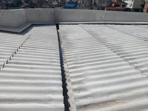 Lavagem do telhado — Residencial em Lauro de Freitas, Lauro de Freitas