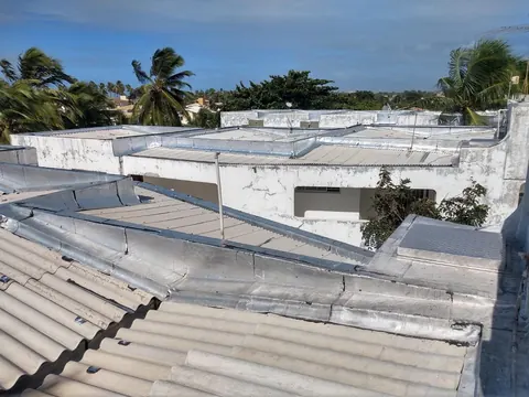 Rufos e calhas tratados — Residencial em Lauro de Freitas, Lauro de Freitas